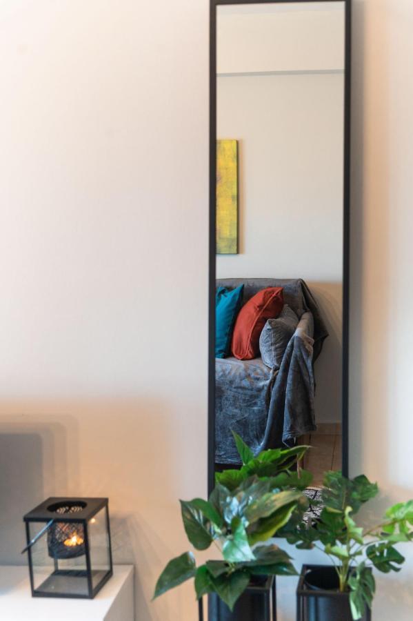 Eclectic Dot 2 Apartment เทสซาโลนิกิ ภายนอก รูปภาพ